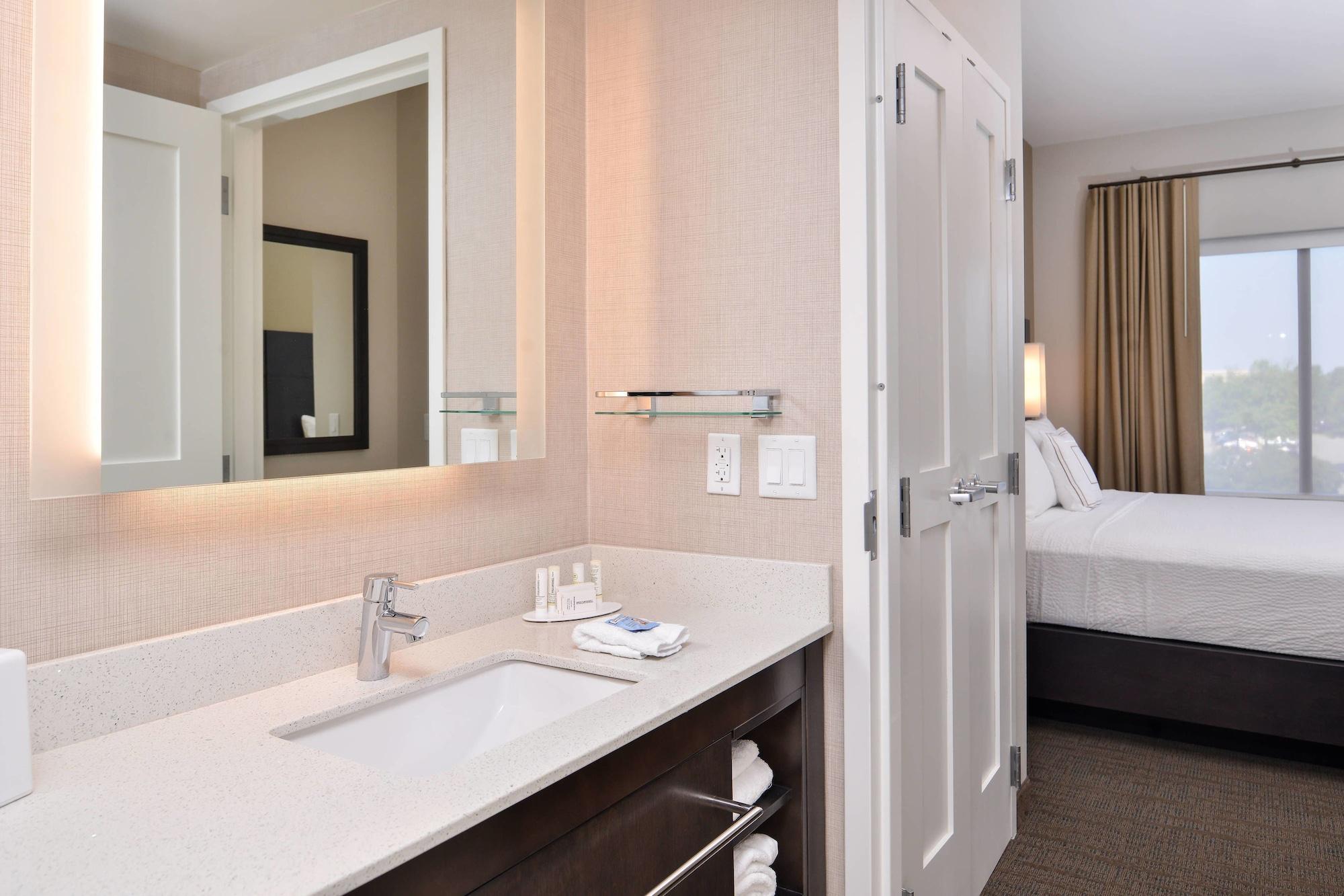 Residence Inn By Marriott Charlotte Northlake Exterior foto